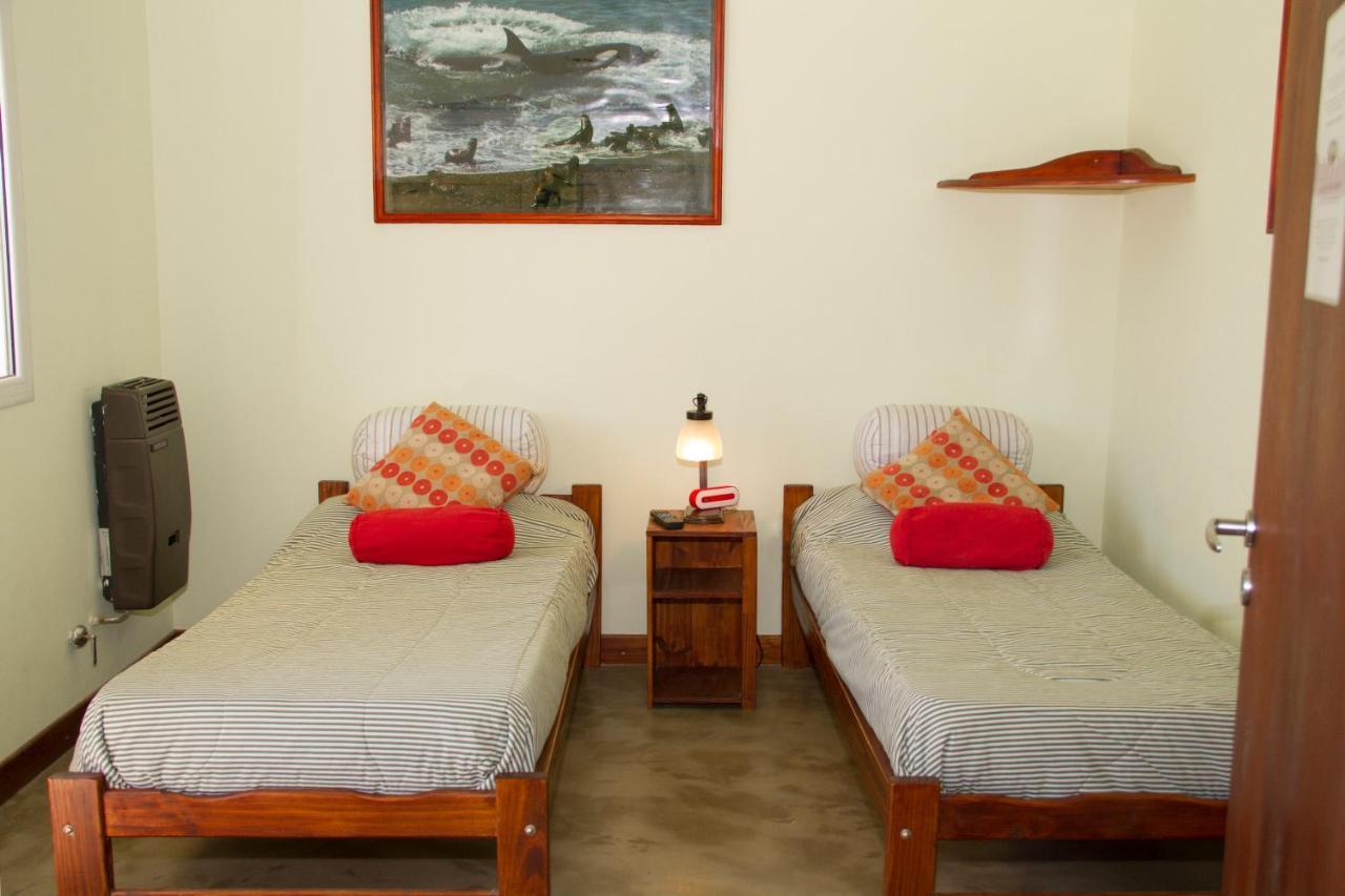 La Tosca Hostel Пуэрто-Мадрин Экстерьер фото
